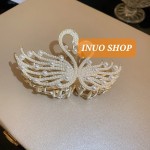 Pinza con diseño de cisne elegante